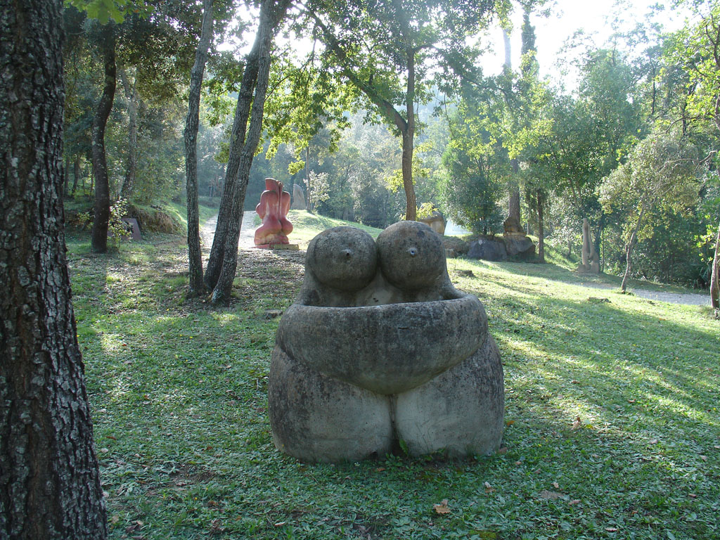 La font (Dona cangur núm. 1) [1]