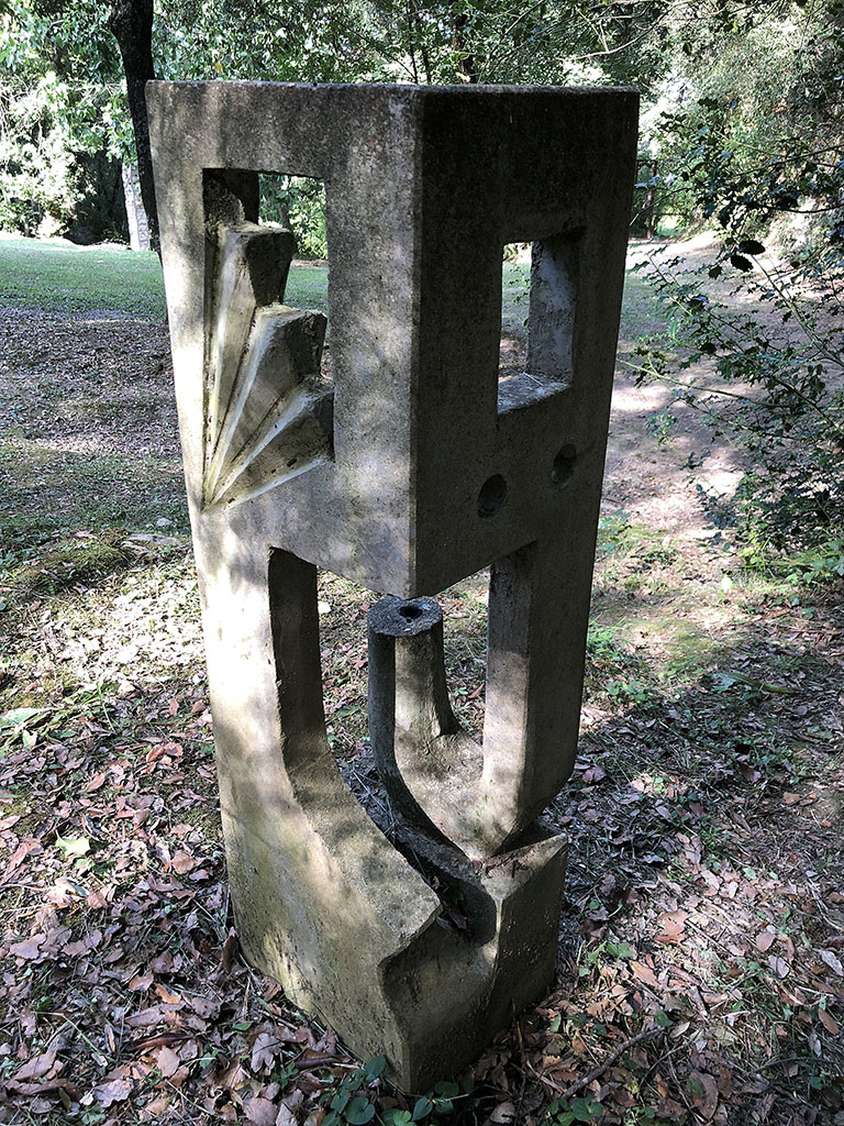 Font prismàtica [4]