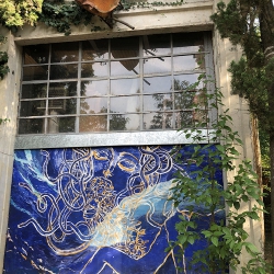 Taller [18]